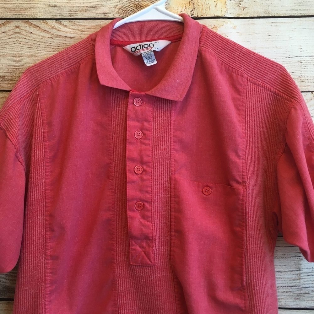 VINTAGE ACTION TOP IN RED - Picture 6 of 6